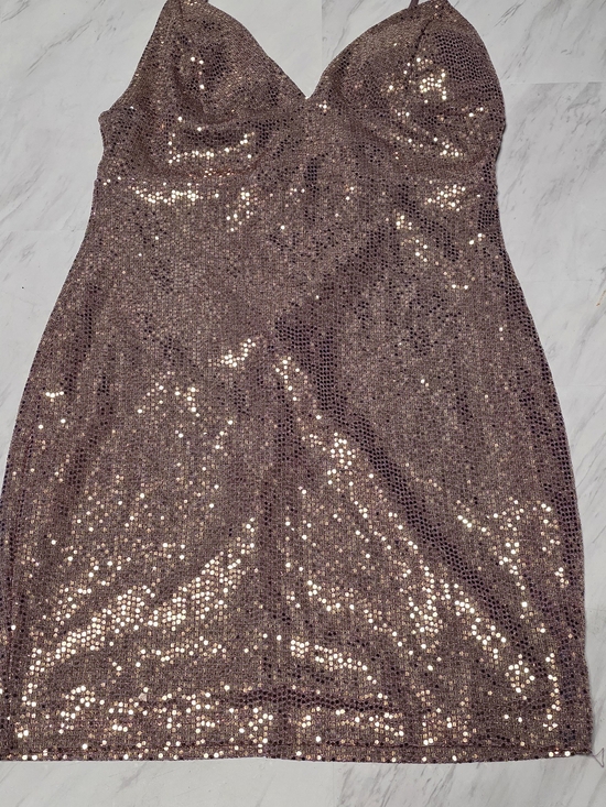 Lulus Dresses & Skirts - Lulus Party Dress in Rose Gold